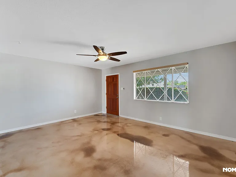 6644 E Latham St — Photo 37