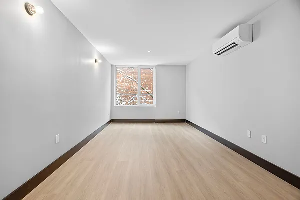 Rented by Reavis | media 41