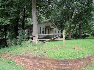 584 Scales Rd, Suwanee, GA 30024