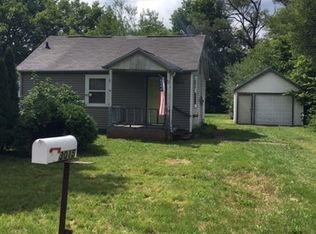 3015 7th St, Rockford, IL 61109