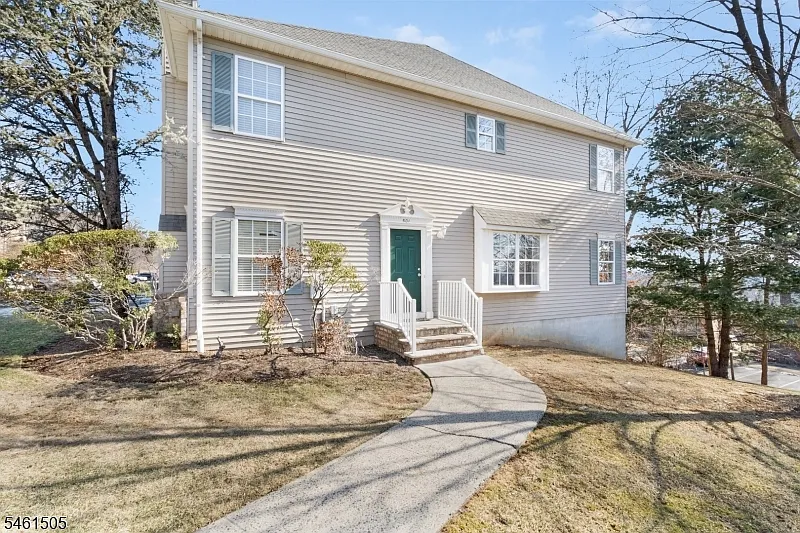 2 bed, 3.5 bath, $3,600 — Photo 1