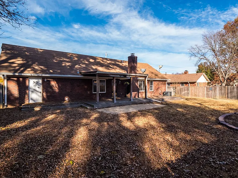 509 Shelton Rd — Photo 18