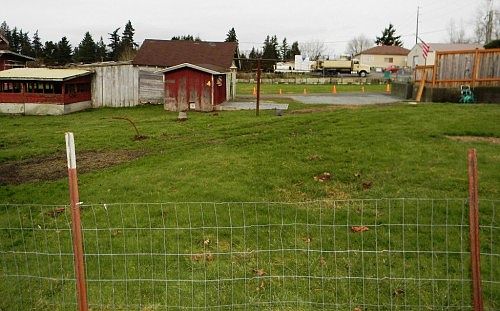 3rd image of 2022 Meridian Ave E