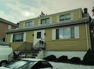 111 Webb Ave, Stamford, CT 06905