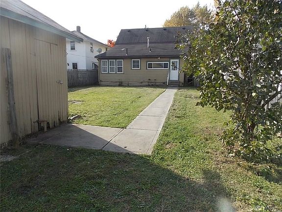 5th image of 230 N 2nd St