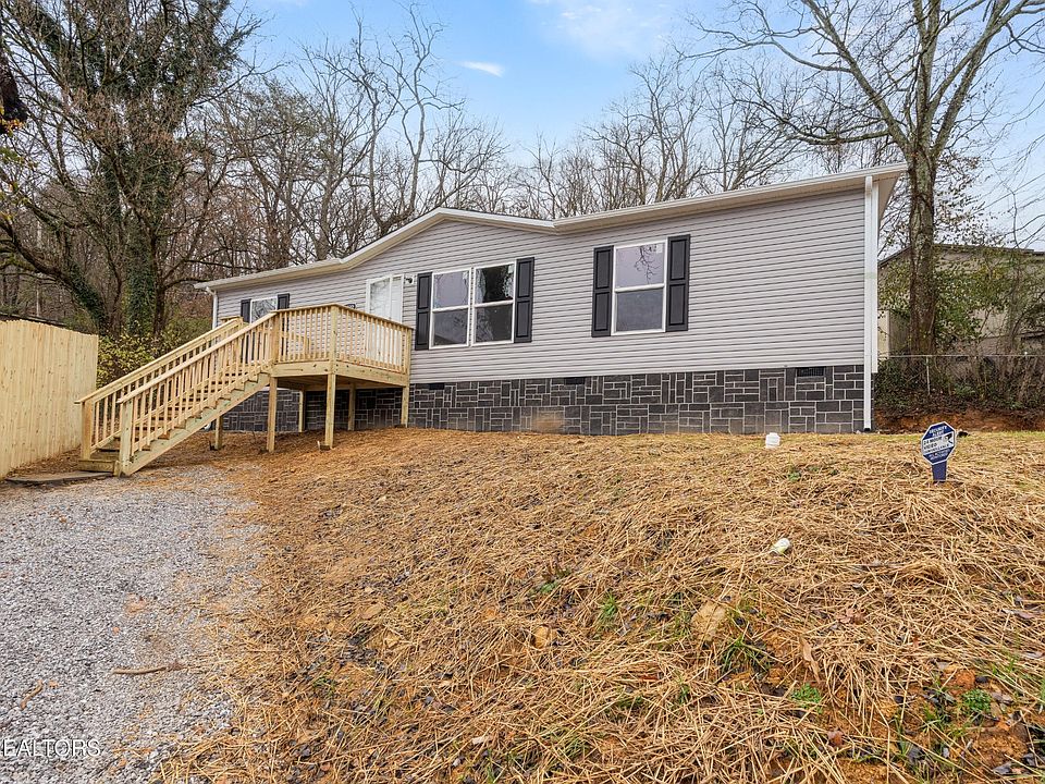 1st image of 5432 Bland Ln