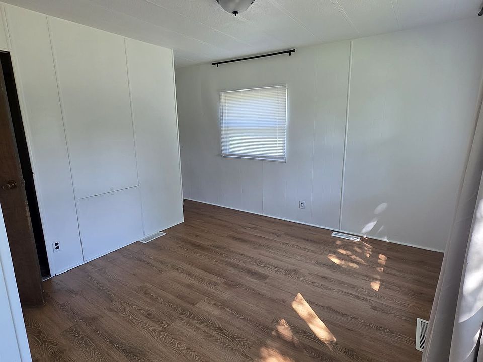 1st image of 12153 N 152nd East Ave