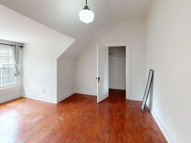 730 1st Ave #C — Photo 7