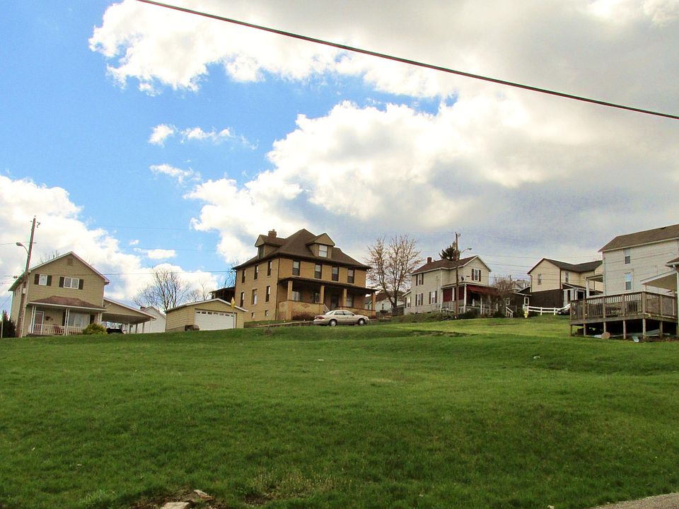 2nd image of Elma Ave