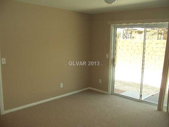 2nd image of 28 Rainbow Draw Ave