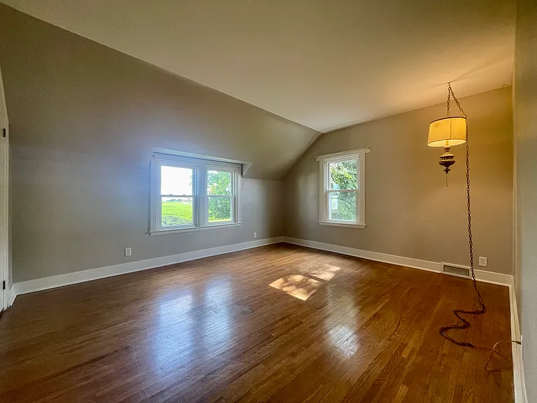 Bedroom #1