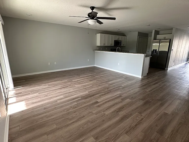 2920 Fieldwood Cir — Photo 2