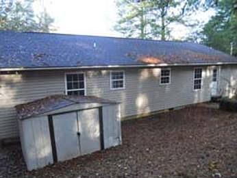 2nd image of 34 Doncaster Dr NE