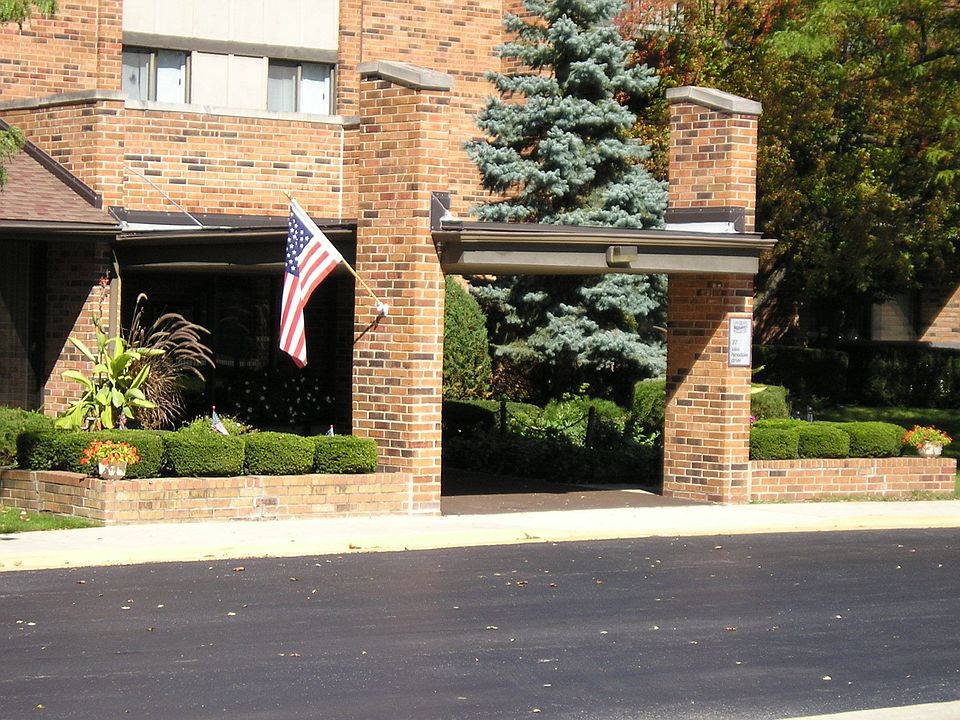 1st image of 77 Lake Hinsdale Dr APT 112
