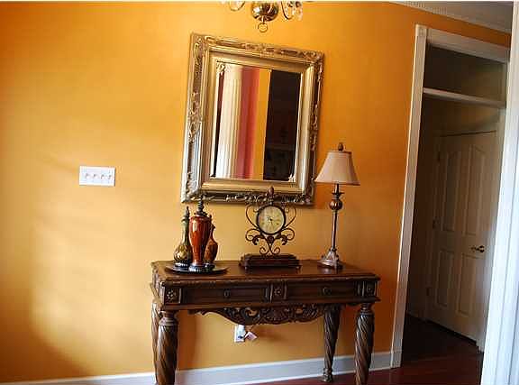 2nd image of 1565 Gary Dr