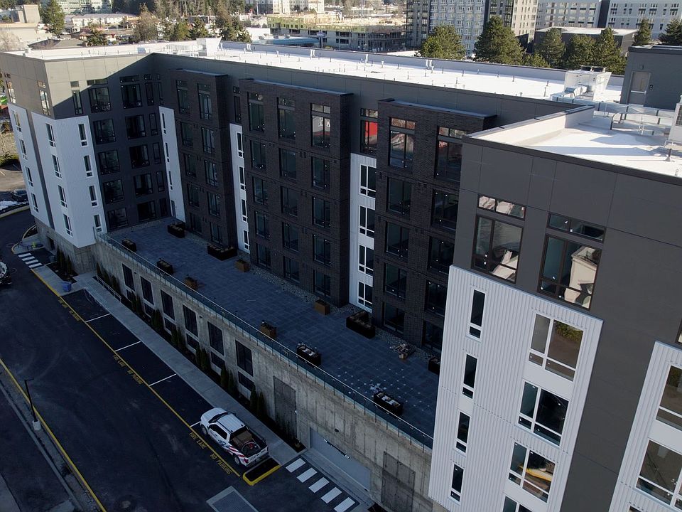 Building Photo 3