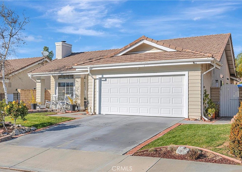 1st image of 23551 Chatfield Way