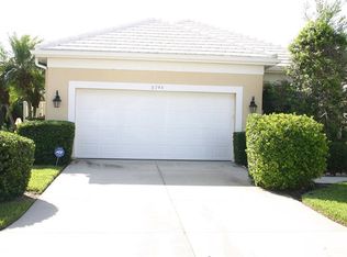8748 52nd Dr E, Bradenton, FL 34211