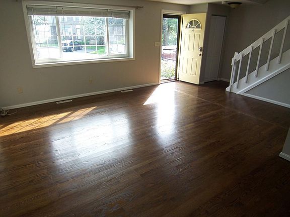 3rd image of 399 Pond St APT E8
