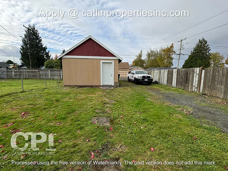 271 26th Ave — Photo 11