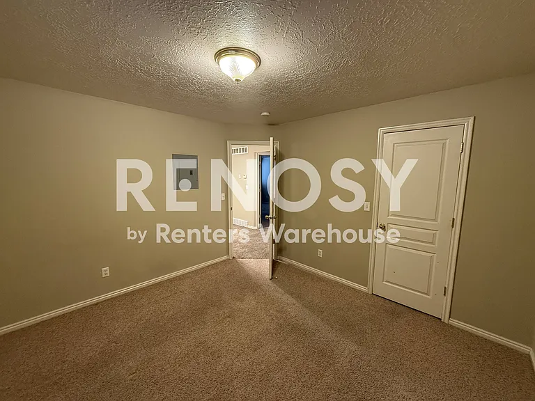 2421 N 400 E #C5 — Photo 16