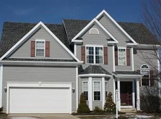 1528 Colonial Dr, Chesterton, IN 46304