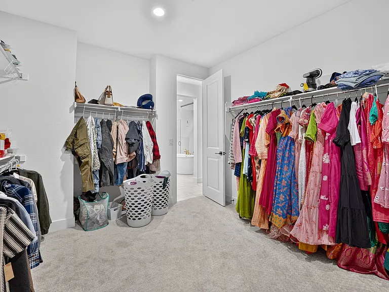 5868 Santa Cruz Point — Photo 36