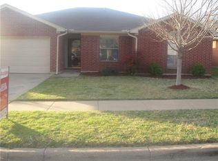 5102 Ridge Pointe Dr, Arlington, TX 76017