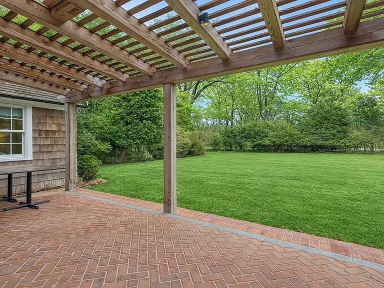 5 Hook Pond Ln — Photo 21