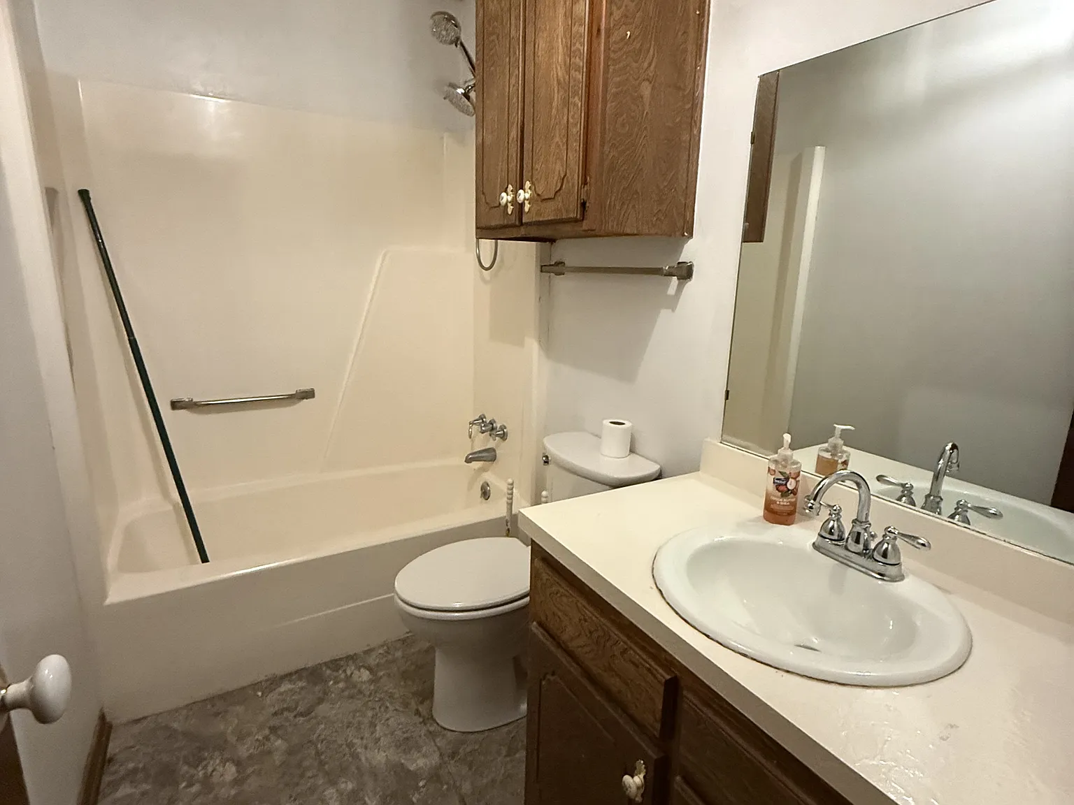 2208 Timbercrest Drive - 1 — Photo 4