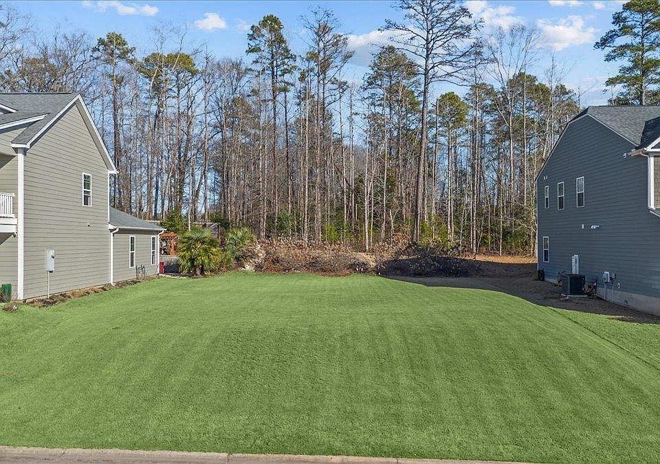 1st image of 108 Woodland Chase Ct