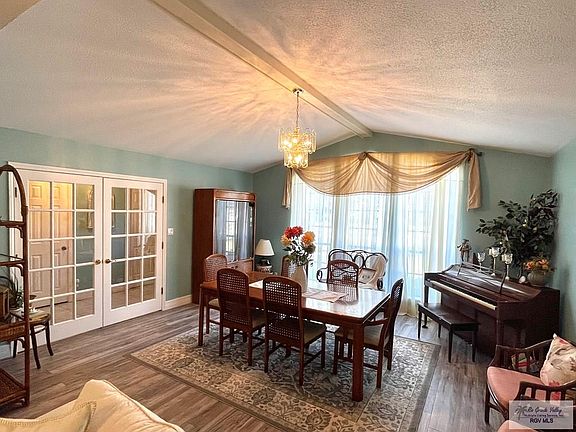5th image of 896 Plantation Dr