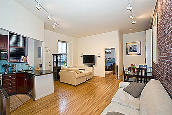 Sold by Fenwick Keats Real Estate | media 1