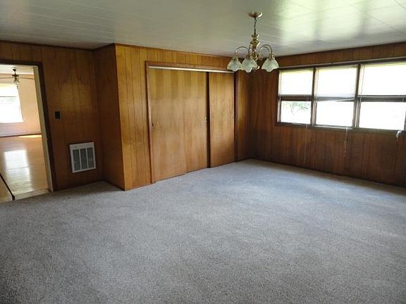 5th image of 132 Paxton Ln