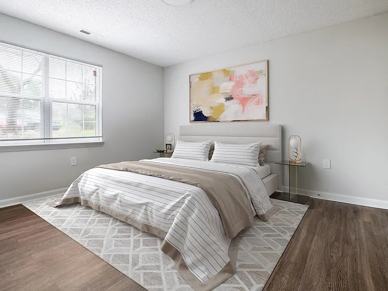 Autumn Pointe — Photo 20