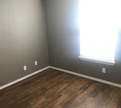 4th image of 1320 N Oakland Ave APT 23