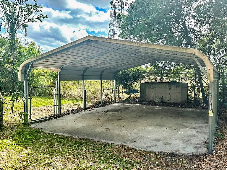 2916 SE County Road 18 — Photo 10