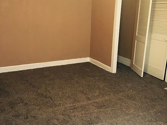 4th image of 319 Olive St