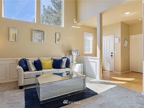 Abundance of natural light with quality wooden blinds for dimming