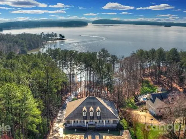 143 Chersonese Ct, New London, NC 28127