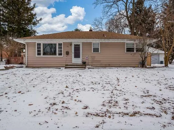 3715 Rural St, Rockford, IL 61107