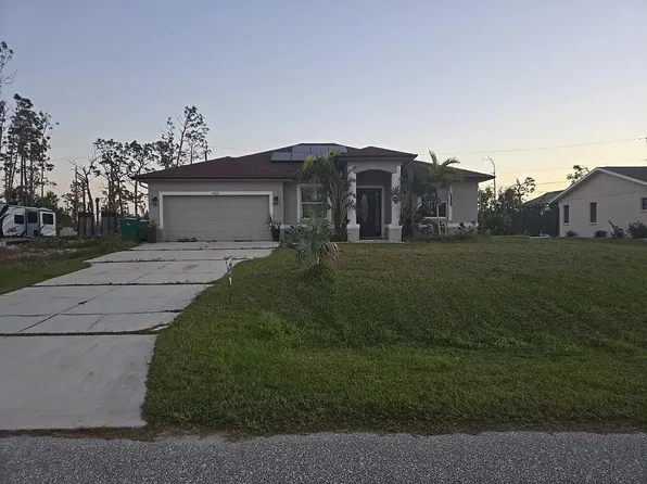 9057 Avalon Ave, Englewood, FL 34224