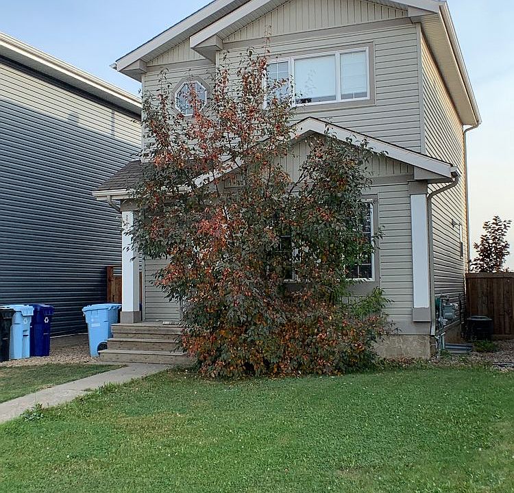 1st image of 640 Athabasca Ave
