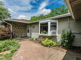 748 N Hook Rd, Macedon, NY 14502