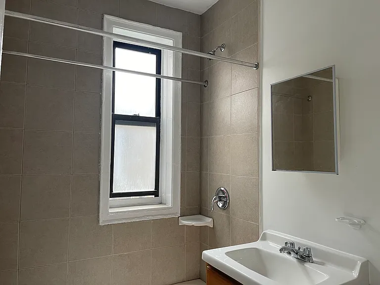 3215-3217 Hull Ave #3C — Photo 20