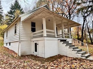 1872 Frankstown Rd, Johnstown, PA 15902