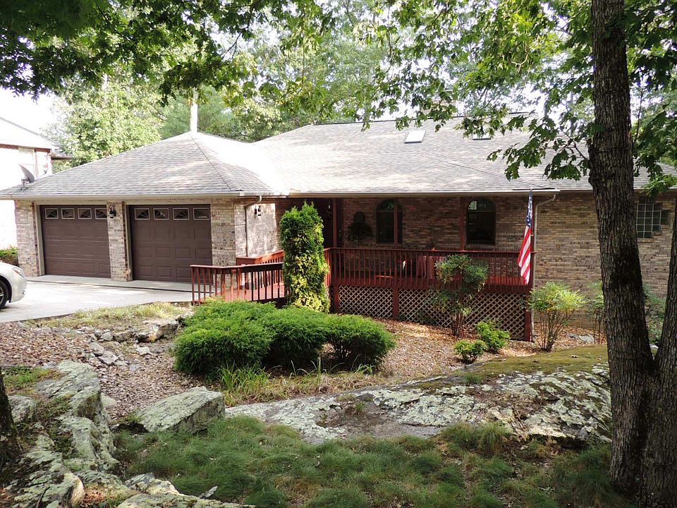 1st image of 39 Quail Hollow Dr