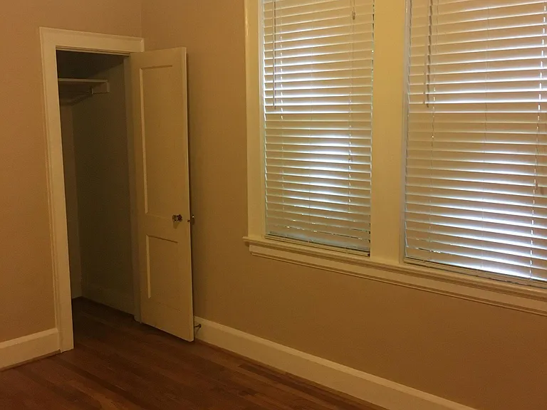 1212 Anthony Ave — Photo 14