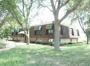808 W Chapel St, Dodgeville, WI 53533