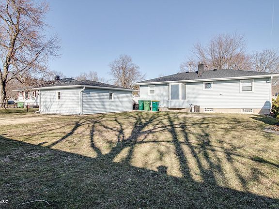 4th image of 120 Cameron Dr